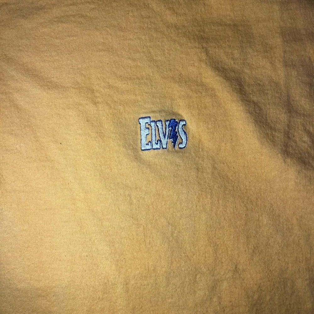 VTG‎ Elvis 1999 Graceland Elvis Presley Single Stitch Henley Shirt Mens Large